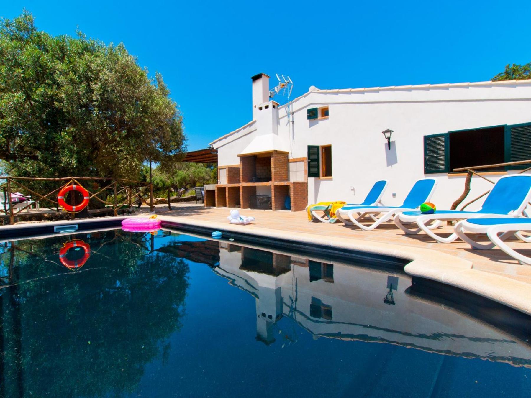 Villa New Sa Rota, Pool And Sea Views En *